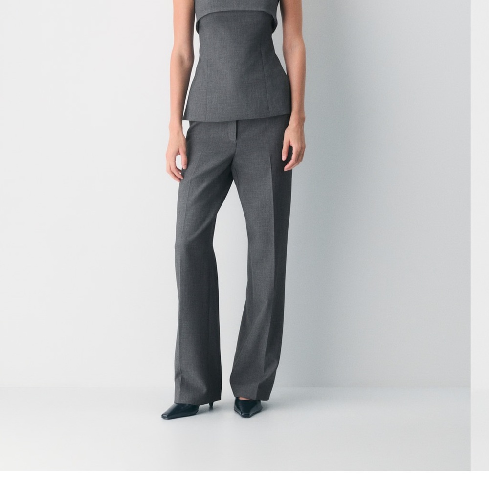 Aritzia Babaton (Re)ssential Pant